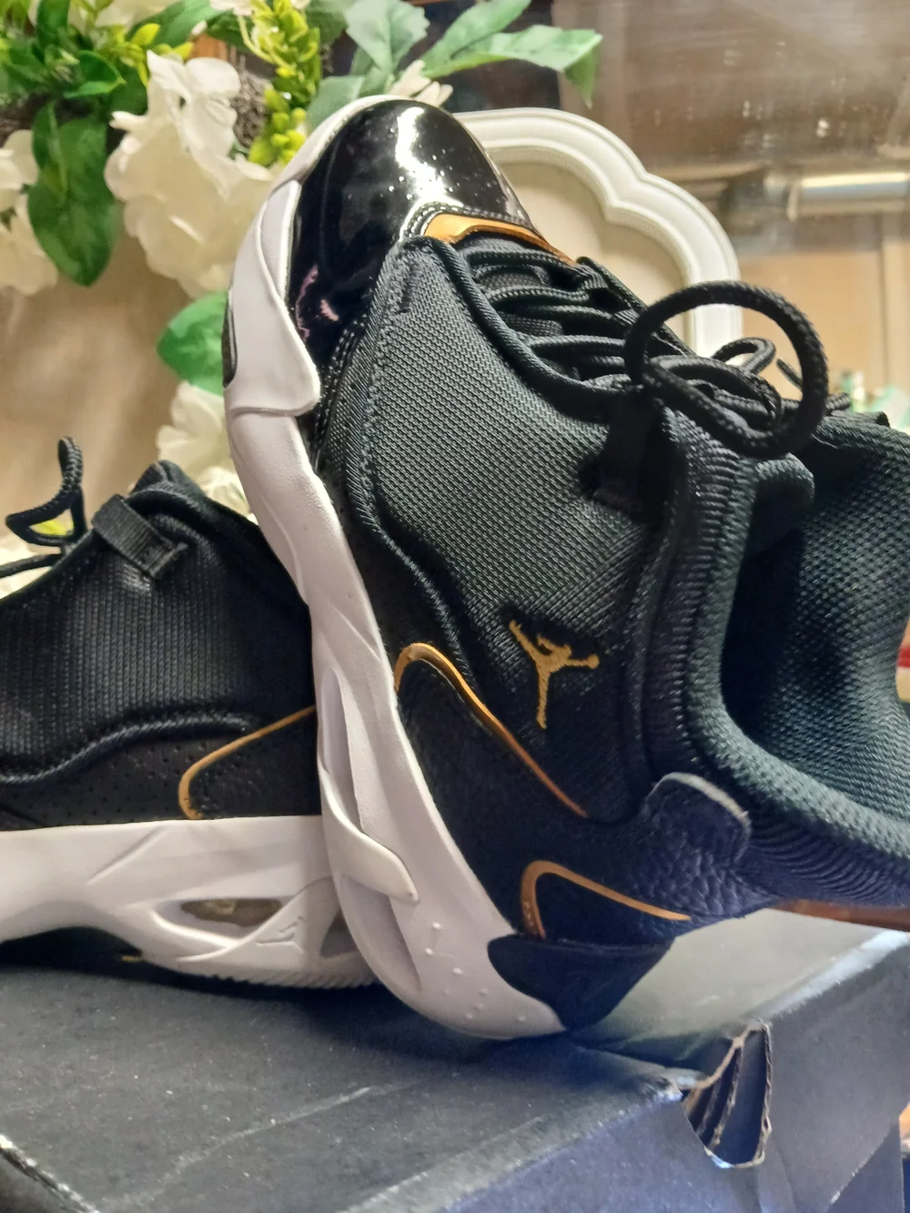 Kids Air Jordan Max Aura 4--In The 